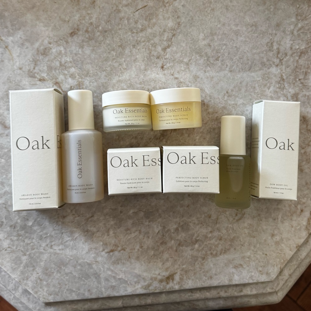 BRAND NEW UNOPENED Oak Essentials Travel Body Discovery Set - Picture 3 of 3